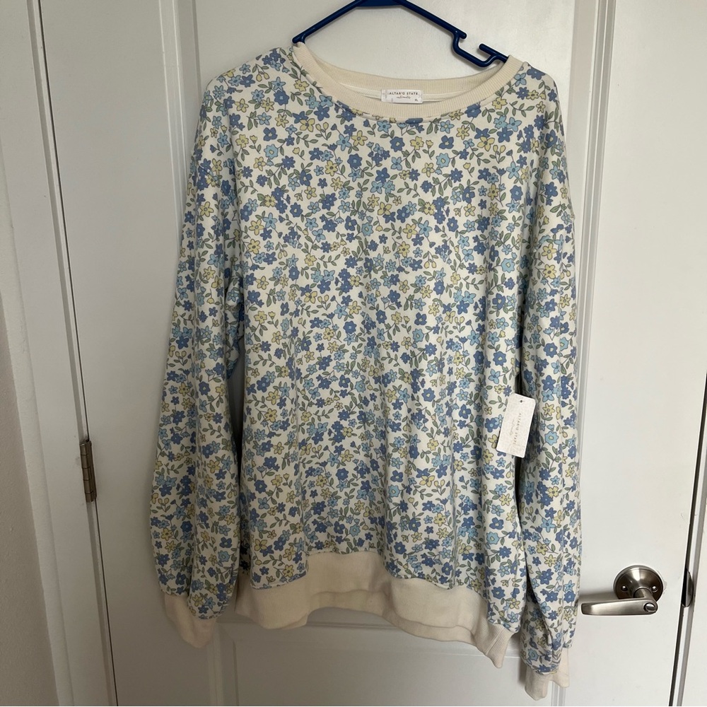 NEW Altar’d State Floral Sweatshirt Size XL NWT - Picture 3 of 6